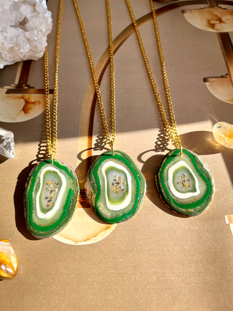 Grande Emerald Agate Necklace